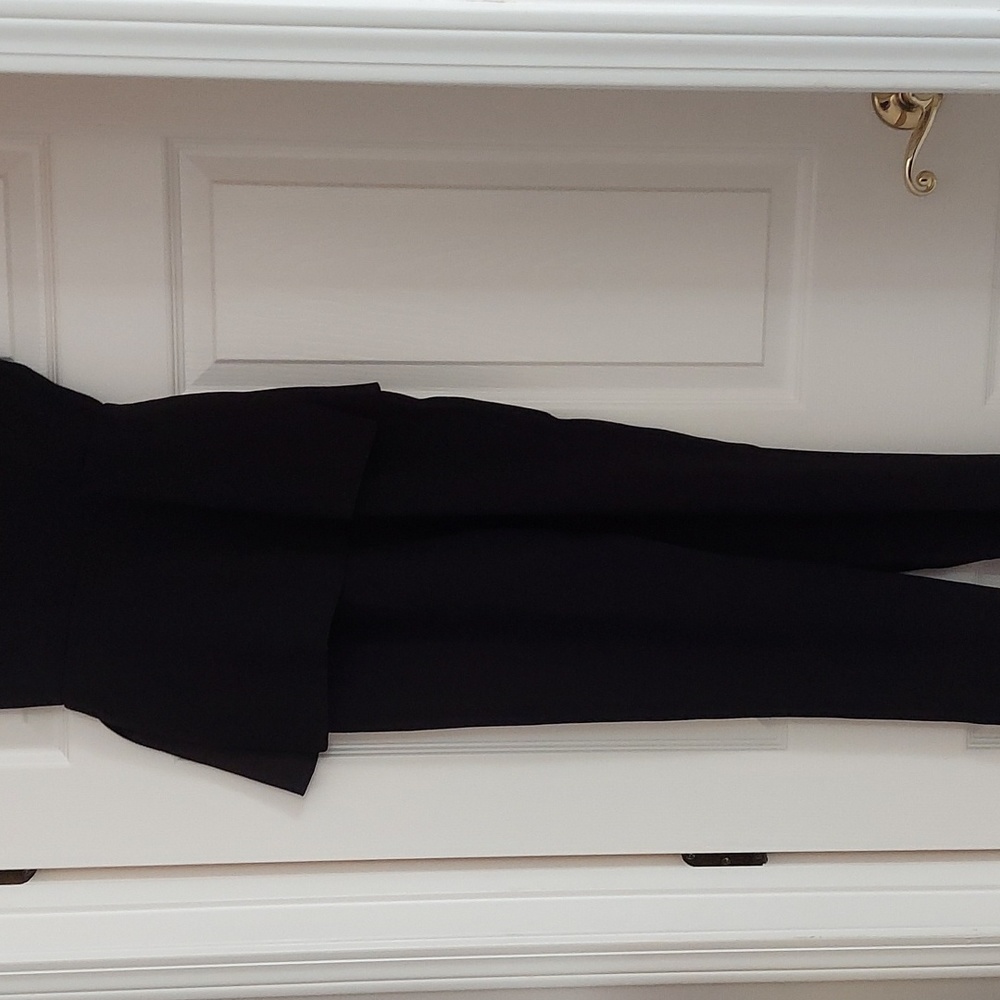 BCBG JUMPSUIT SIZE 2